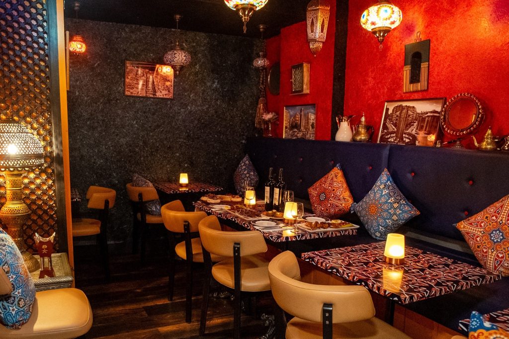 Liban Lounge with new chairs